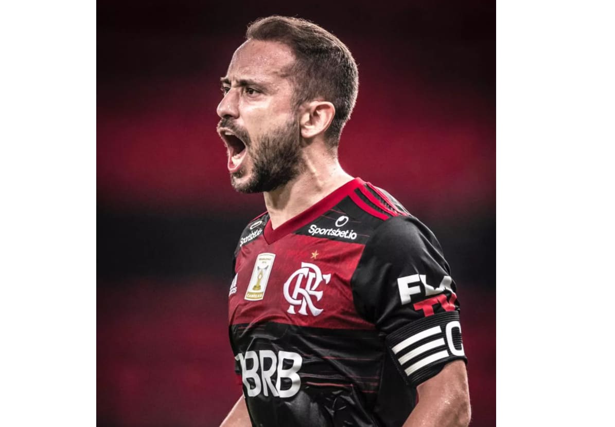 Perto de ato final por Gérson, Flamengo aguarda nova proposta de árabes por Everton Ribeiro
