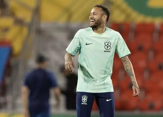 Ídolo do Flamengo diz que é difícil ser o Neymar e destaca protagonismo do camisa 10 na Seleção Brasileira