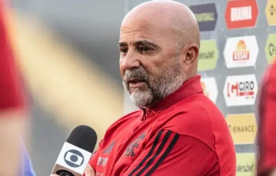 Cancelou acordo : a pedido de Sampaoli, não vai jogar mais no Flamengo