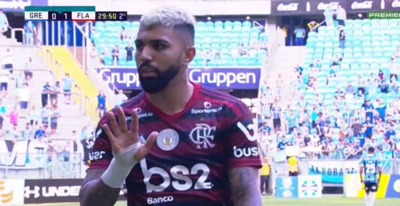 Gabigol provoca torcida do Grêmio após ser expulso