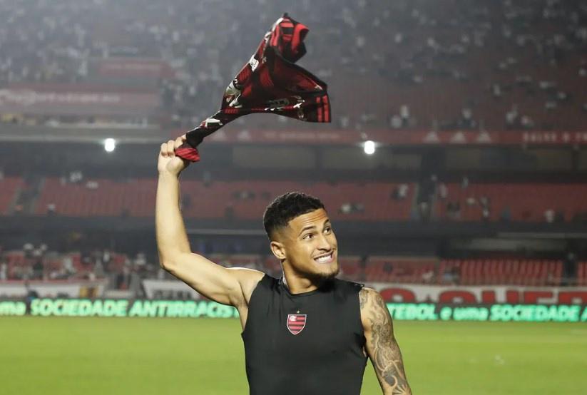 Novela João Gomes passa de duas semanas; Flamengo aguarda para ir ao mercado