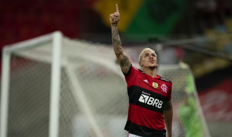 Atacante retorna ao Flamengo contra seca de gols e baixo astral pós-Tóquio