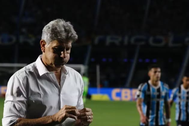 Renato deve ficar ou sair? A sinuca-de-bico do Grêmio