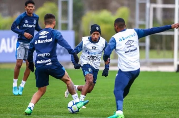 Jogo contra o São Paulo ganha caráter decisivo no Grêmio