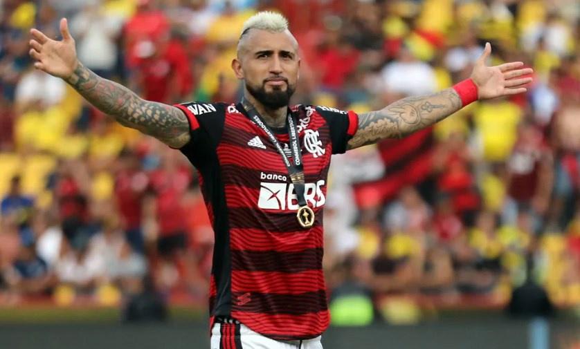 Com contrato até o fim de 2023 com Flamengo, Vidal tem ano mais ativo desde 2018/2019