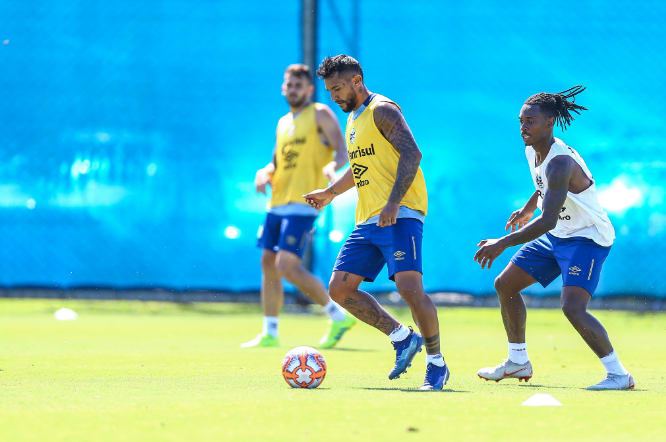 Grupo faz treino técnico intenso nesta quarta