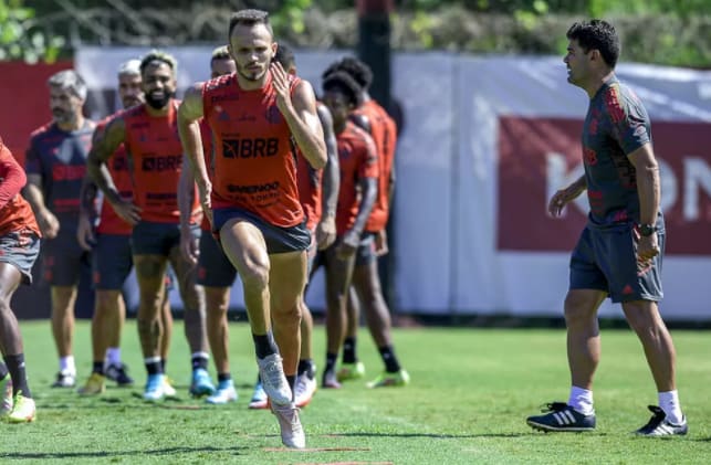 Com Gustavo Henrique e Renê, Fla divulga lista para semifinal contra o Vasco