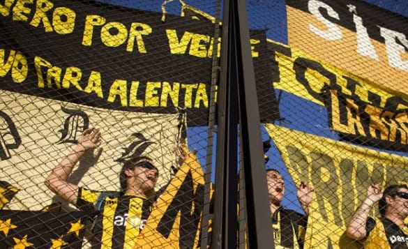 Peñarol proíbe venda de ingressos no Brasil para jogo contra o Flamengo