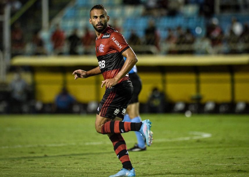 Thiago Maia será desfalque para o Flamengo na Supercopa