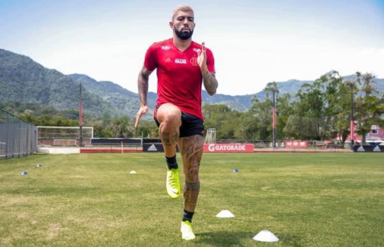 Antes de apresentação, Gabigol publica foto de primeiro treino no Flamengo