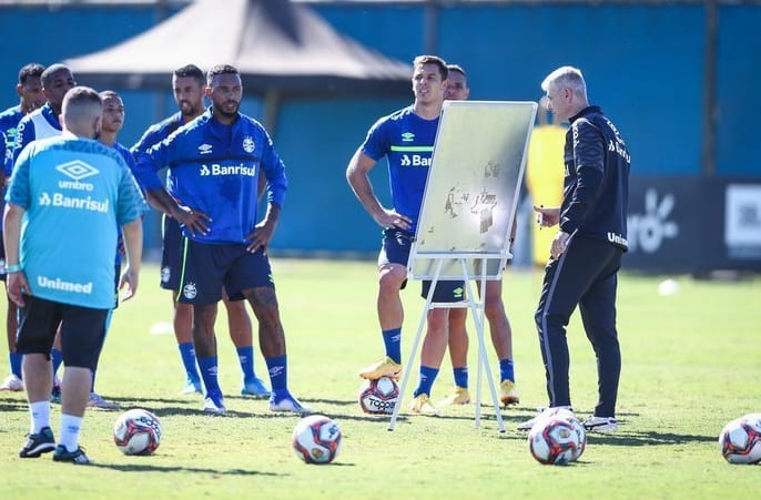 Veja as mudanças promovidas por Tiago Nunes nos primeiros jogos do Grêmio