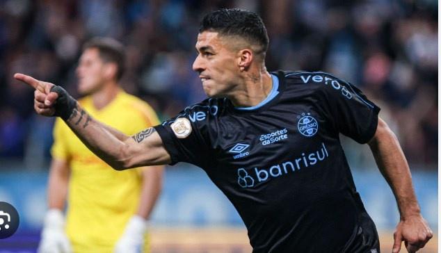 Suárez marca 1º gol no Brasileirão, mas Grêmio deixa Red Bull