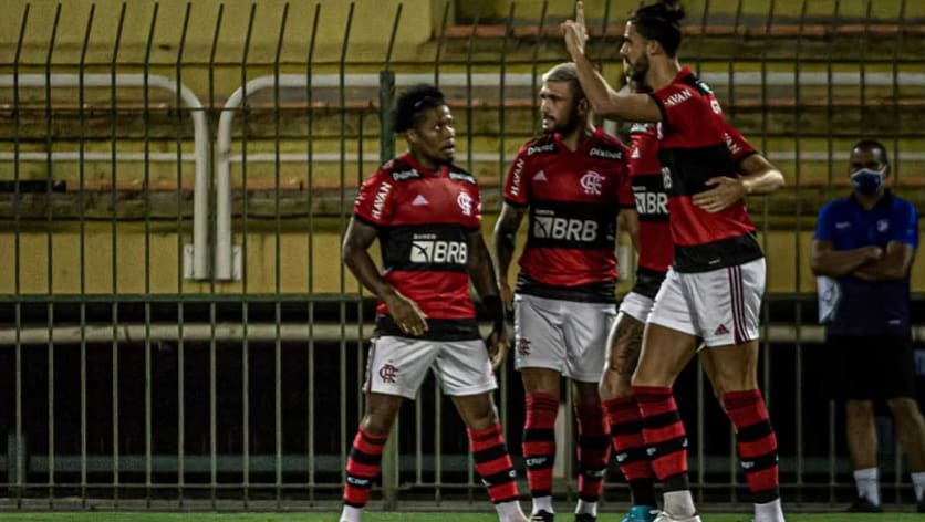 Gustavo Henrique se isola como o zagueiro mais artilheiro do elenco do Flamengo