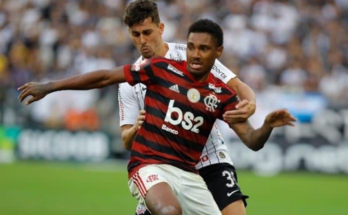 Após cirurgia, Vitinho inicia fisioterapia nesta sexta-feira