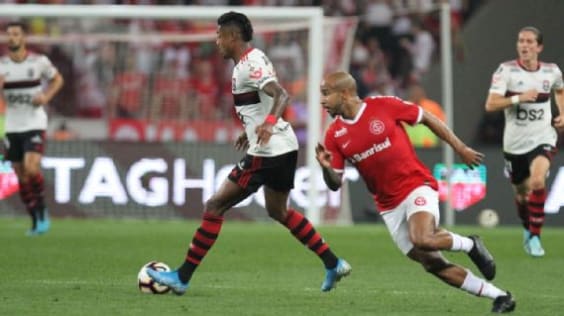 Patrick abre o jogo e elege craque do Flamengo como maior parceiro que teve na carreira: Já sabia quando ele ia correr