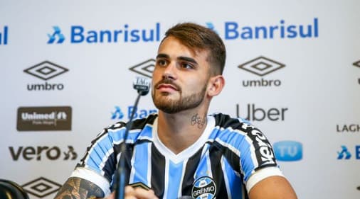 Sem mimimi, diz Vizeu sobre concorrência de Tardelli que terá no ataque do Grêmio