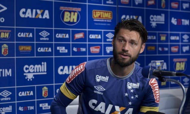 Em busca de espaço, Rafael Sobis pode deixar o Cruzeiro em 2019