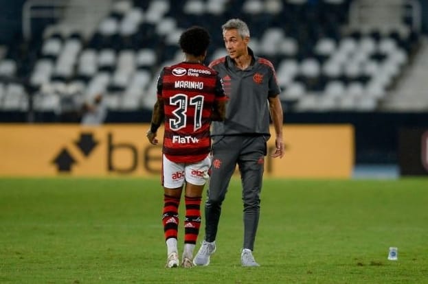 Marinho jogou apenas 25 dos minutos com Paulo Sousa no Flamengo