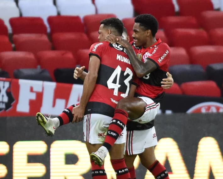 Mauricio Souza cita protagonismo de Bruno Henrique no Flamengo e elogia Muniz: Já é uma realidade