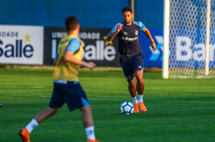 Grêmio encaminha equipe para enfrentar o Fluminense