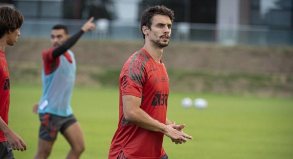 Besiktas tem interesse em Rodrigo Caio, do Flamengo, diz site turco