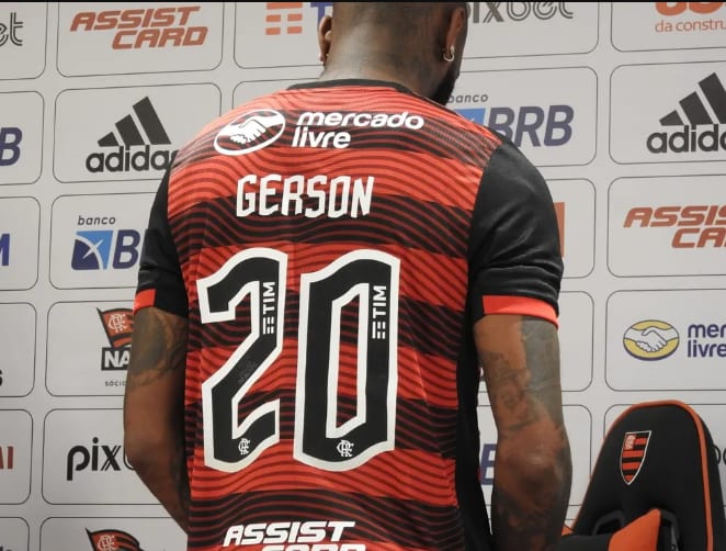 Flamengo acerta renovação de contrato com patrocinador; mais de R 40 milhões em dois anos