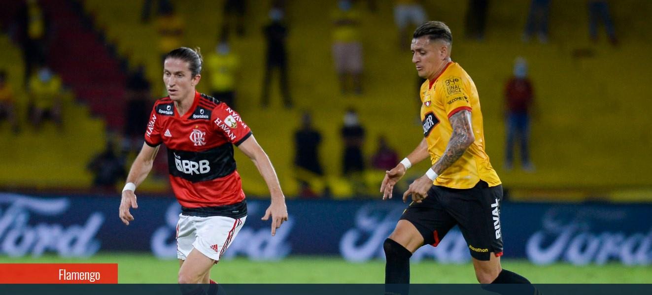 Destaque do Flamengo, Filipe Luís não errou passes nem cometeu faltas contra o Barcelona no Equador