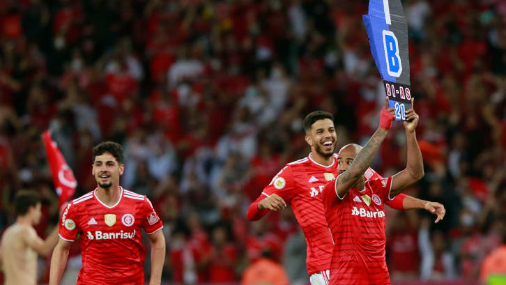 Cortez e Patrick devem ter gancho pesado por confusão no último Gre-Nal