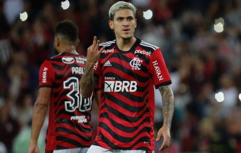 Herói da vitória do Flamengo, Pedro fala sobre os três gols marcados em cinco minutos: Tem que estar pronto