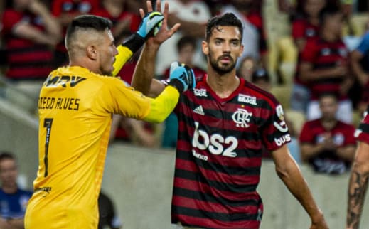 Ataque infalível, defesa insuperável: Flamengo chega ao quarto jogo consecutivo sem sofrer gol no Brasileirão