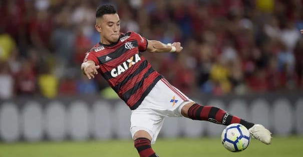 Santos acerta salário com Uribe e avança em negociação com o Flamengo