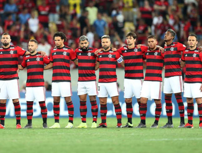 Rhodolfo hoje é a quarta opção para a zaga do Flamengo, diz Facincani