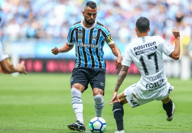 [ENQUETE]  Para você torcedor quem foi o melhor da partida na vitória contra o Corinthians?