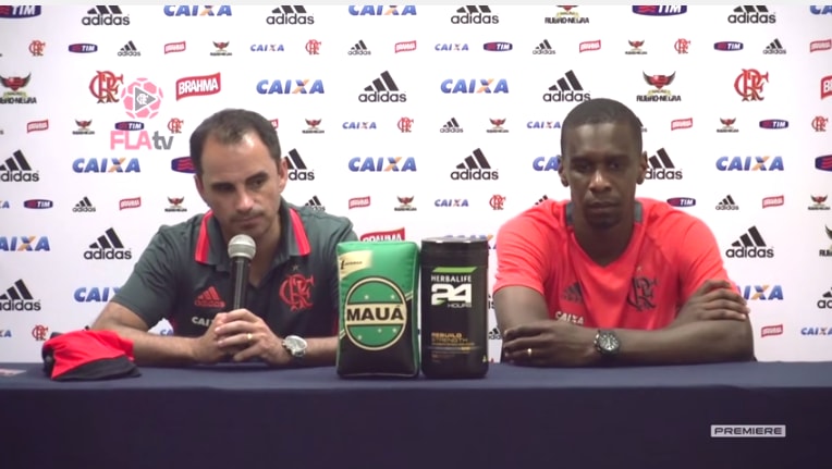 VÍDEO - Juan é apresentado à imprensa pelo Flamengo