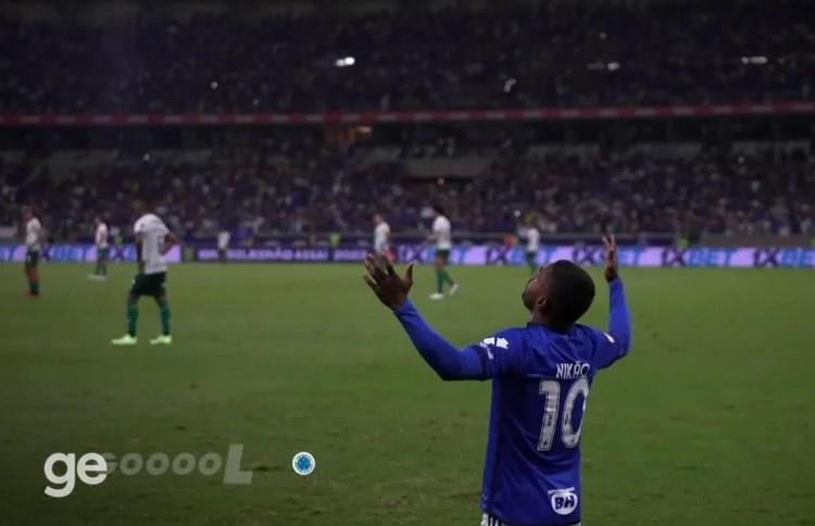 Criticado no Cruzeiro e titular no domingo, Palacios foi homem de confiança  de Autuori na Colômbia, cruzeiro