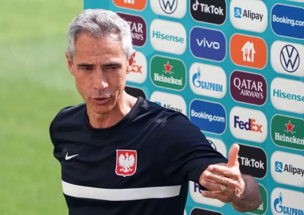 Flamengo encaminha acerto com Paulo Sousa, técnico da Polônia