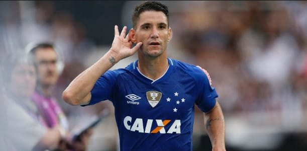 Thiago Neves teria aceitado proposta do Grêmio, segundo jornal gaúcho