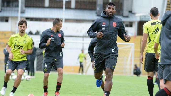 Flamengo encara São Paulo com reservas; veja provável escalação