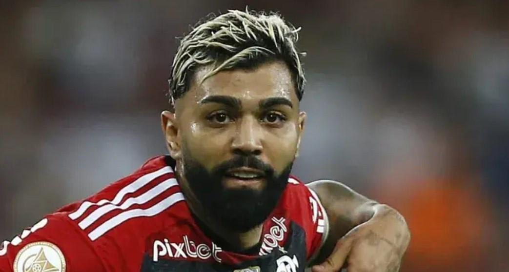 ESCUTE A NARRAÇÃO DO GOL! Gabigol vai atrás de narrador:  ficou maluco, chamou ele no whatszap