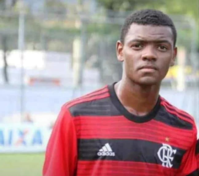 Flamengo chega a acordo de indenização com família de vítima do incêndio no Ninho