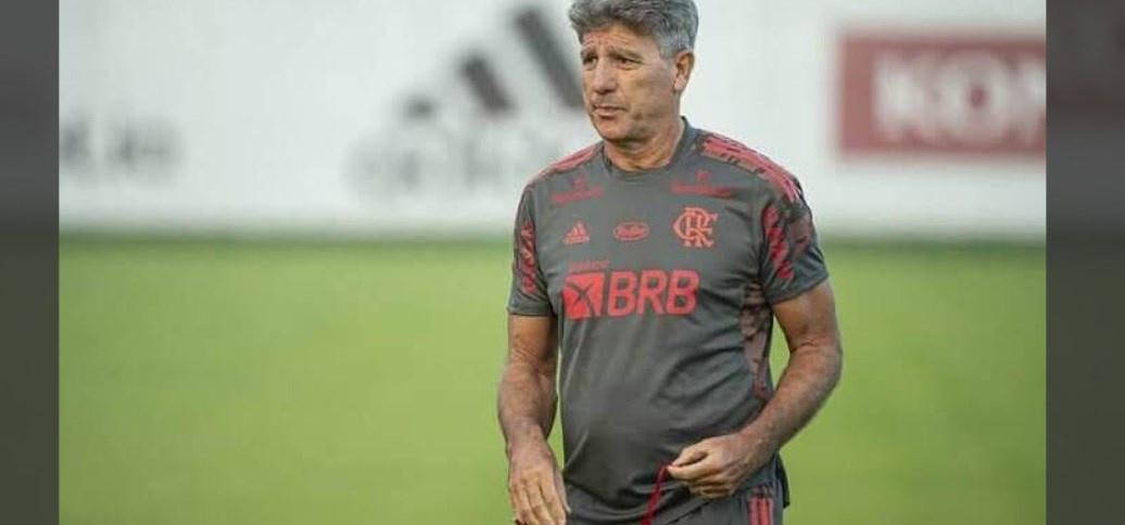 Comentarista contesta titularidade de jogador do Flamengo: “Não entrega qualidade”