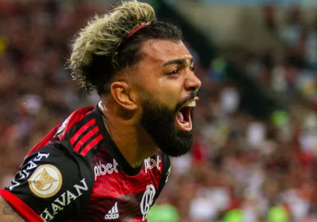 Gabigol se torna o 6º maior artilheiro da história do Brasileiro de pontos corridos