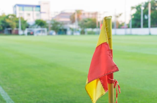 Benfica e Porto - relembre como os dois clubes portugueses terminaram a fase de grupos na última edição da Liga dos Campeões