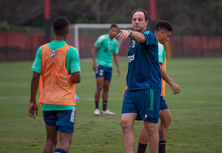 Rogério Ceni fala em busca pela melhora no Flamengo