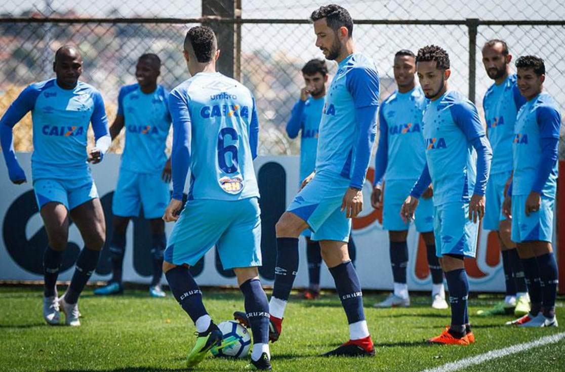 Com time alternativo, Cruzeiro encerra preparação para enfrentar o Santos