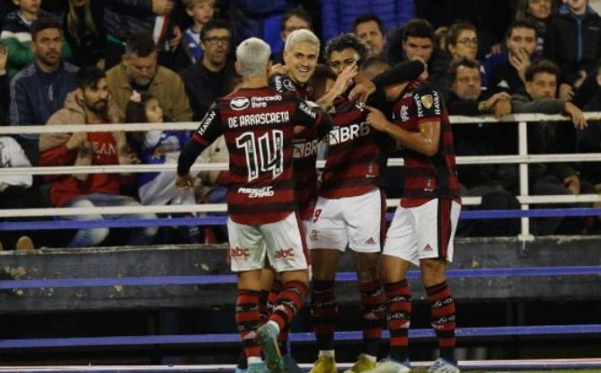 Pedro fica a um gol de Zico na história do Flamengo na Libertadores, veja números