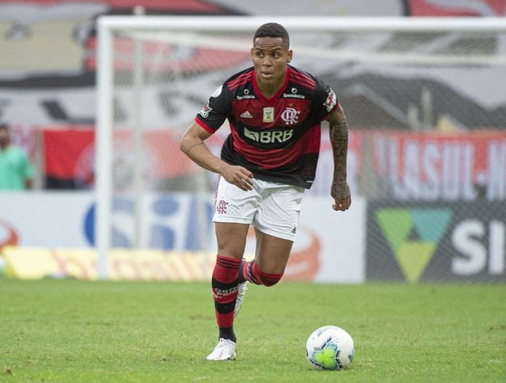 Flamengo divulga lista de relacionados para o Fla-Flu