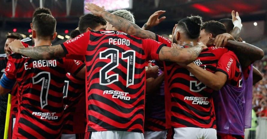 Pedro faz três e comanda goleada do Flamengo sobre o Red Bull Bragantino