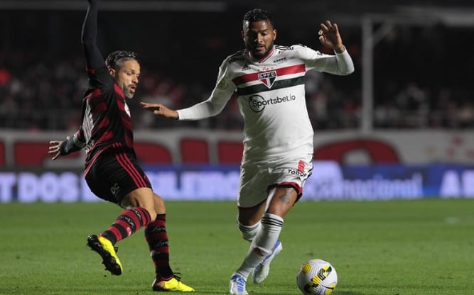 São Paulo passa a posição de freguês do Flamengo