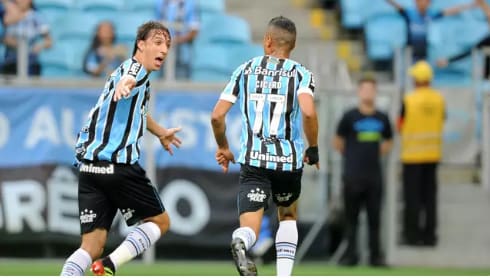 Grêmio bate a Chapecoense na Arena e garante vaga na Libertadores de 2019